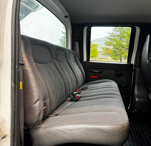 
								Used Dump Truck Crew Cab 2005 GMC C7 Duramax 7.8L Diesel Automatic Bobtail 51k Miles! NON CDL!! full									